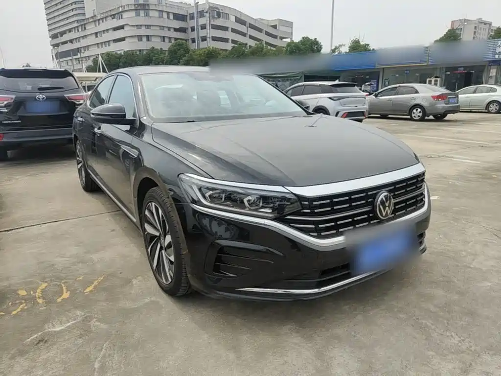 Volkswagen Passat — фото 3