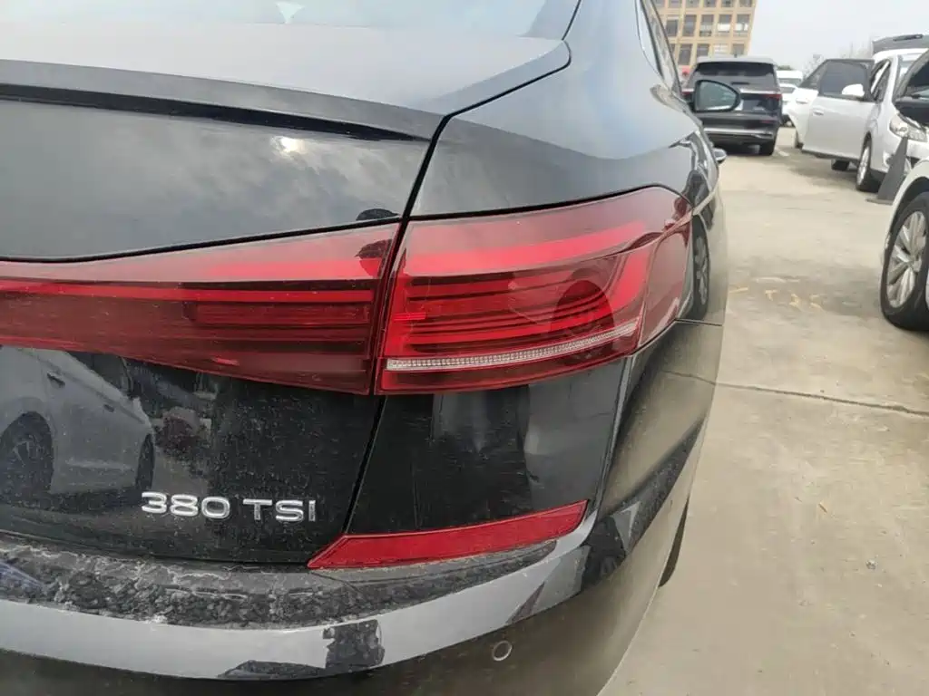 Volkswagen Passat — фото 7
