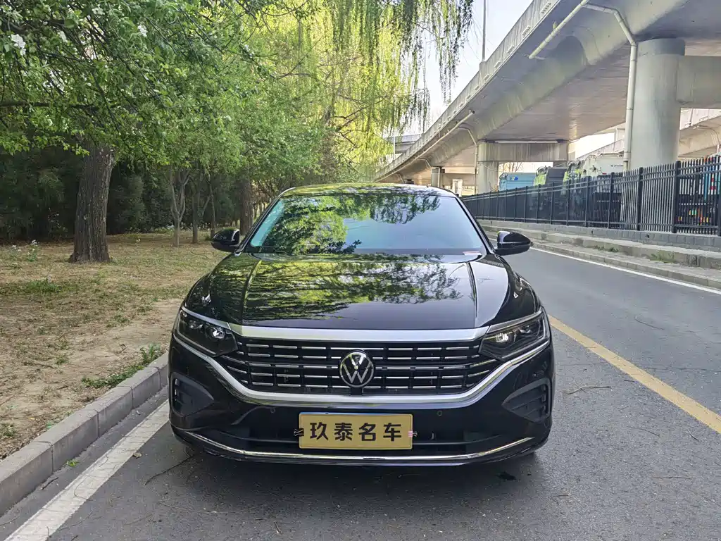 Volkswagen Passat — фото 2