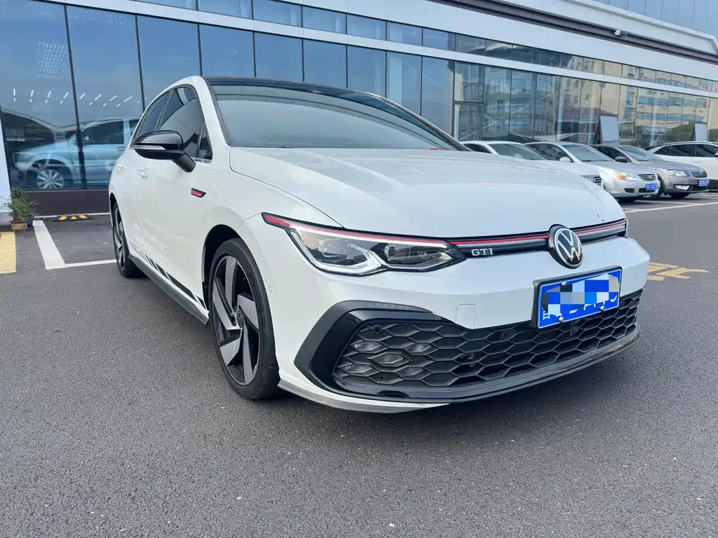Volkswagen Golf GTI — фото 3