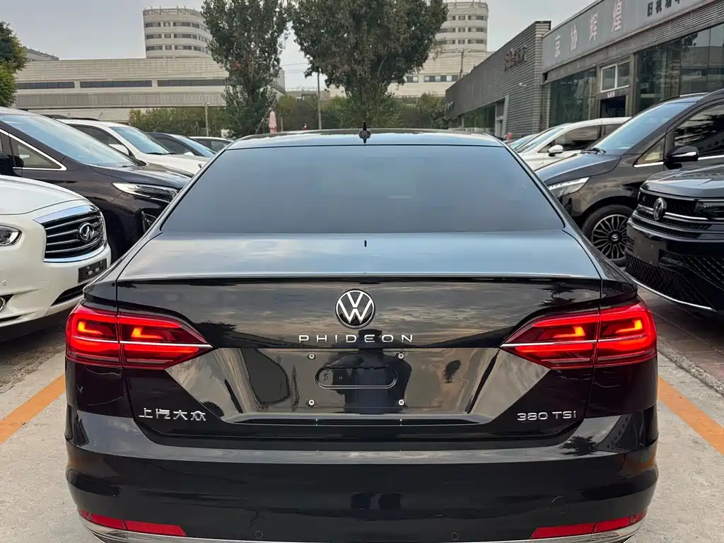 Volkswagen Phideon — фото 5