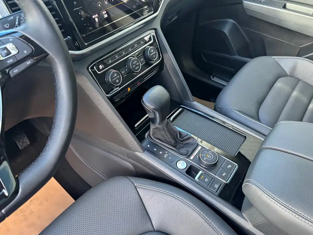 Volkswagen Teramont — фото 41