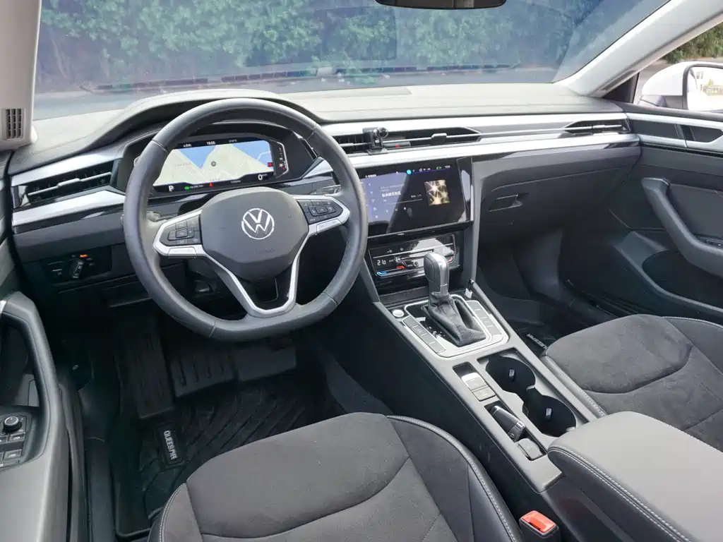 Volkswagen CC — фото 11