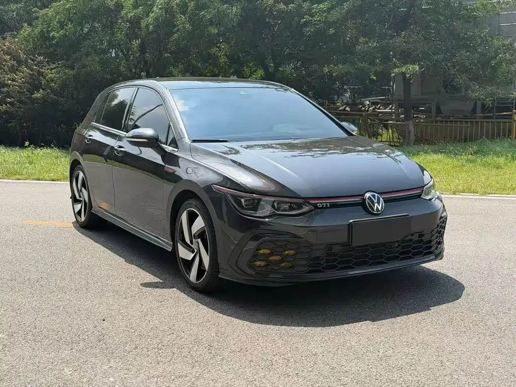 Volkswagen Golf GTI — фото 3