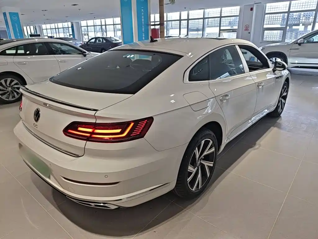 Volkswagen CC — фото 6