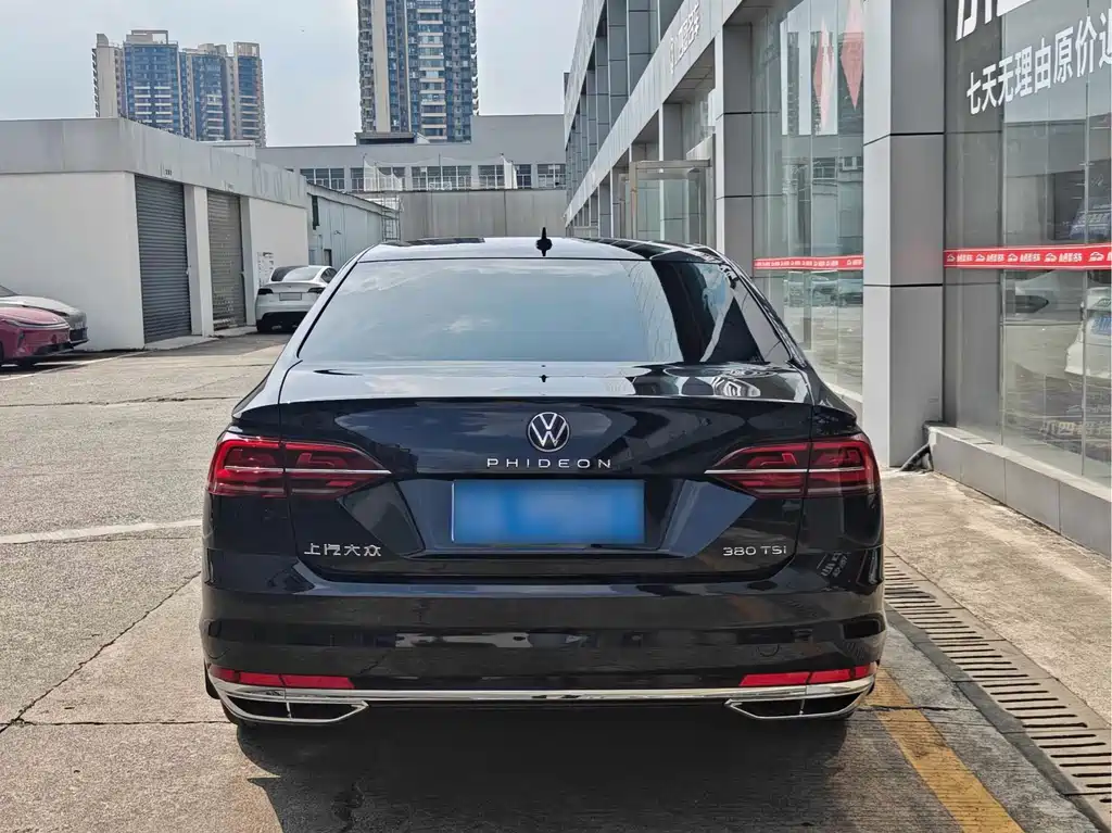 Volkswagen Phideon — фото 4