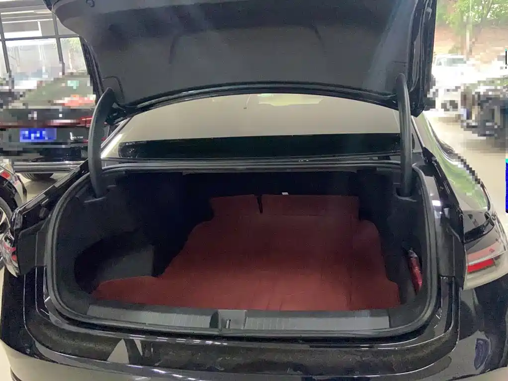 Volkswagen Passat — фото 9