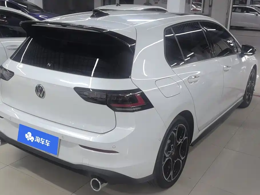 Volkswagen Golf GTI — фото 3