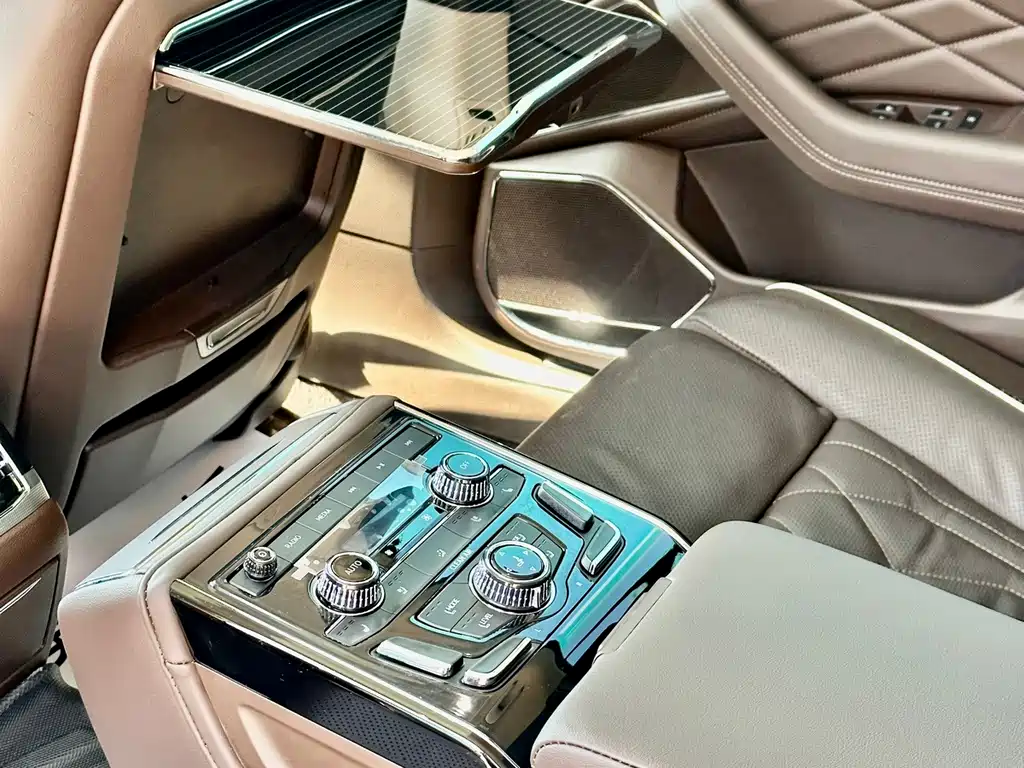 Volkswagen Phideon — фото 7