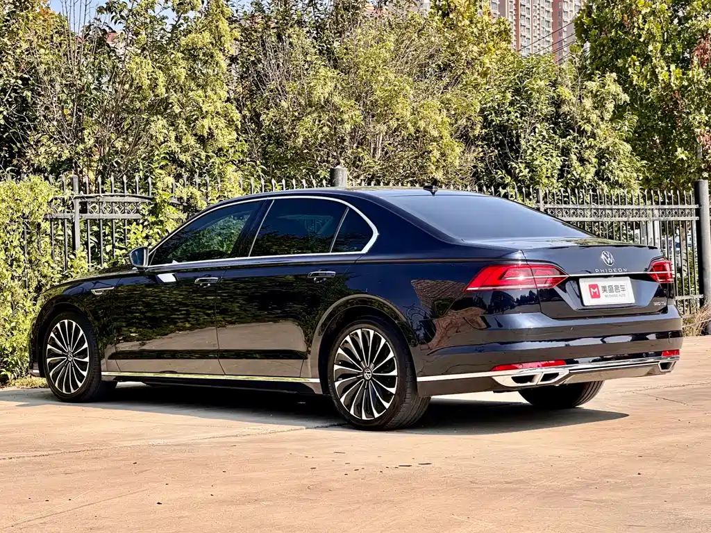 Volkswagen Phideon — фото 8
