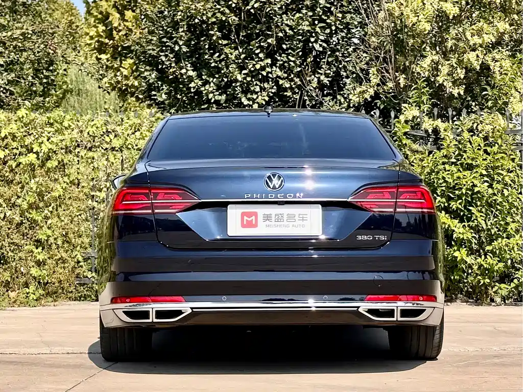 Volkswagen Phideon — фото 9
