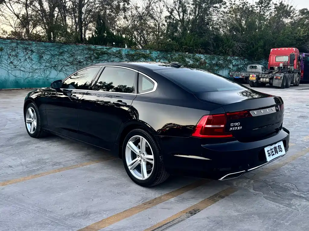 Volvo S90 — фото 5
