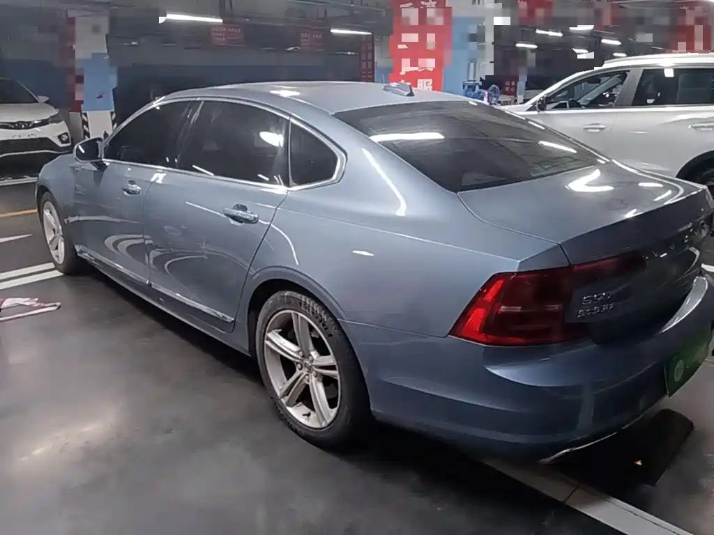 Volvo S90 — фото 4