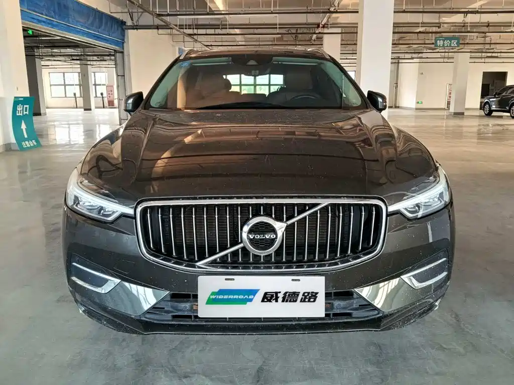 Volvo XC60 — фото 2