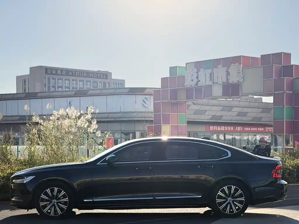 Volvo S90 — фото 3