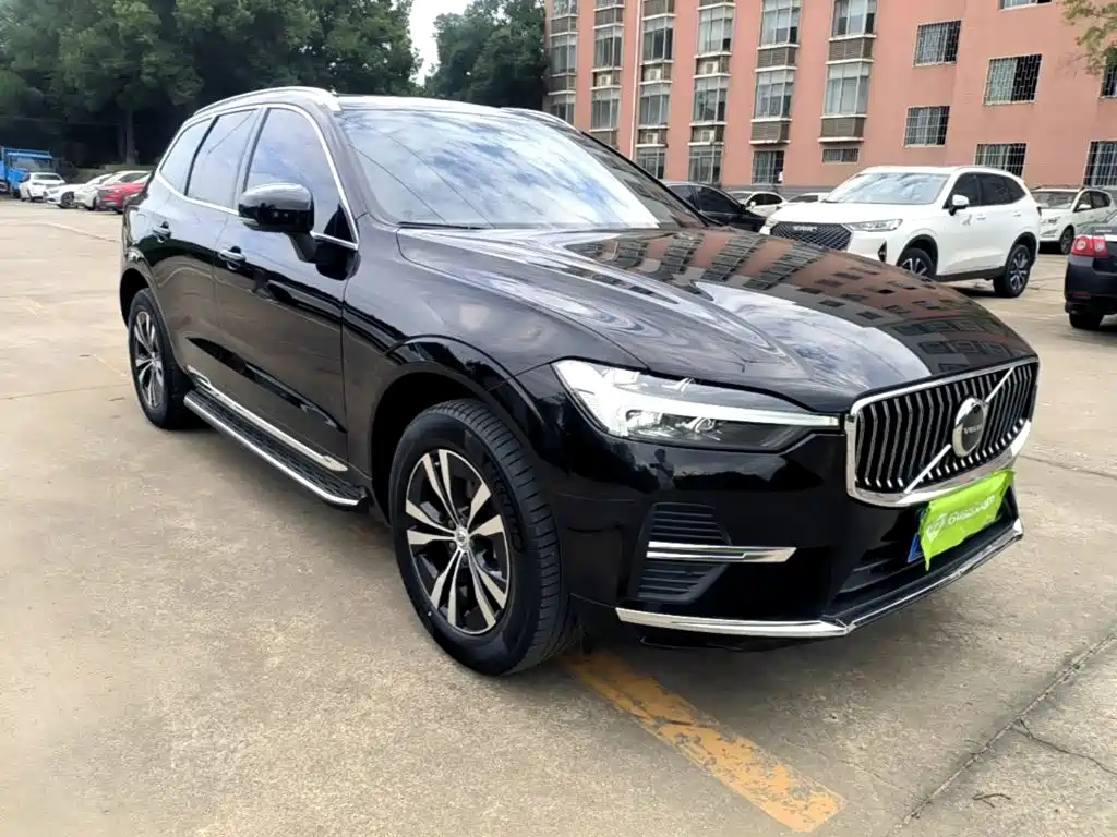 Volvo XC60 — фото 3