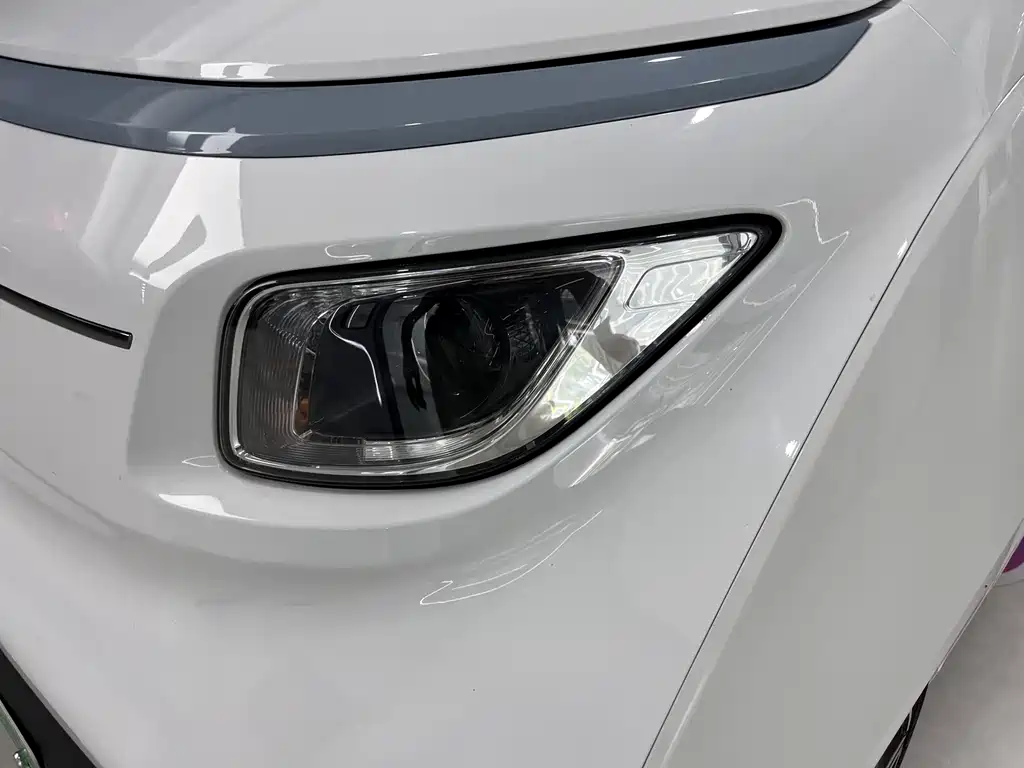 Wuling Nano EV — фото 8