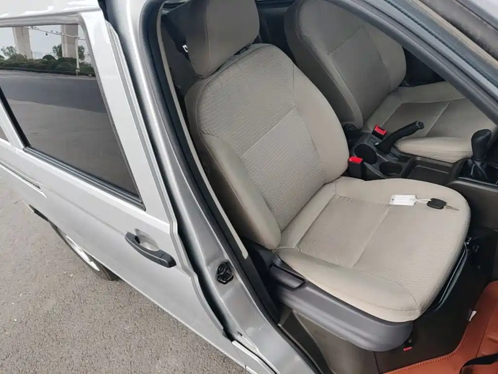 Wuling Rongguang S — фото 24