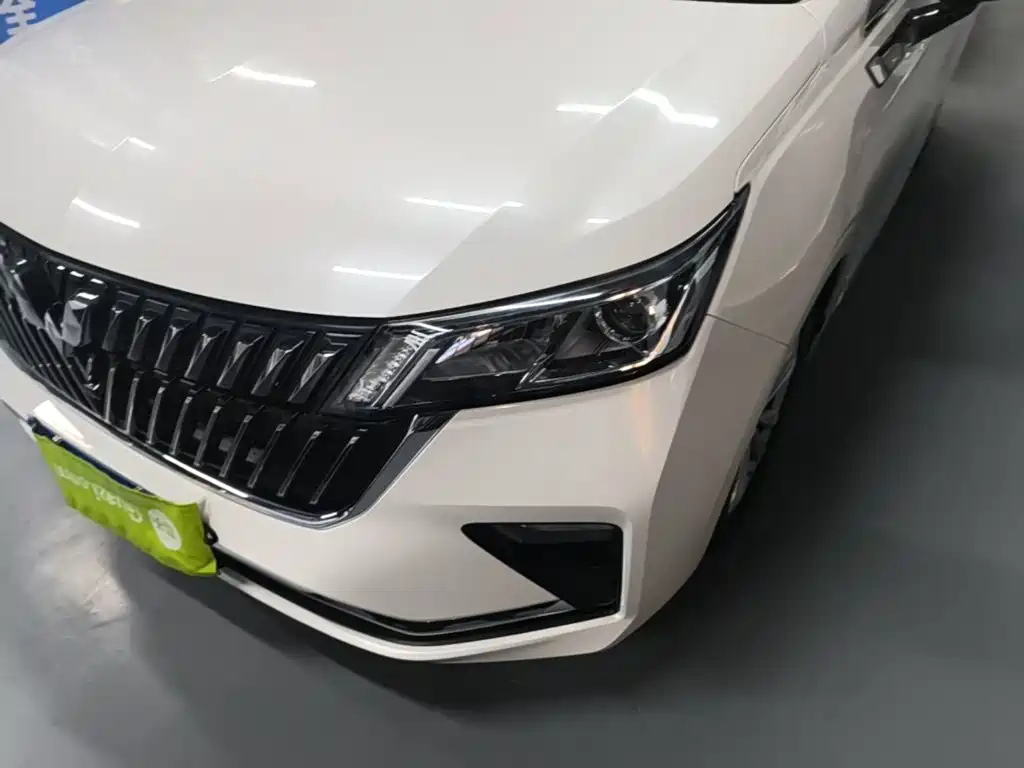 Wuling Jiachen — фото 23