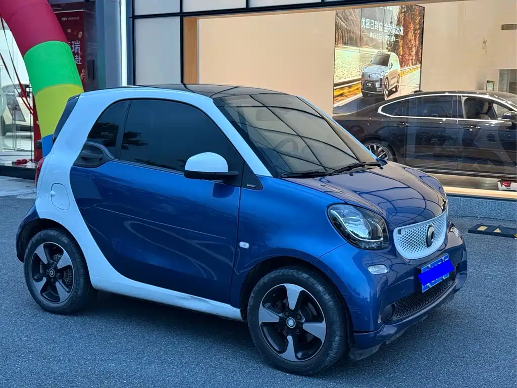 smart Smart Fortwo — фото 3