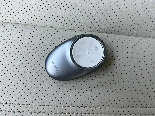 Aion AION UT — фото 9