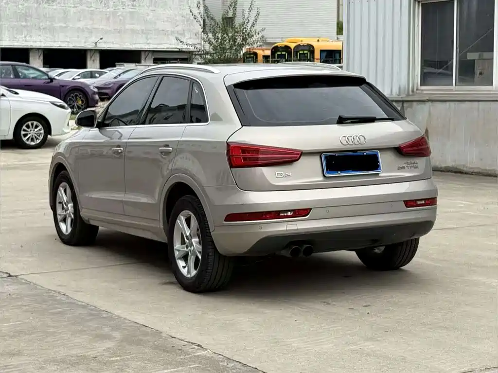 Audi Q3 — фото 4