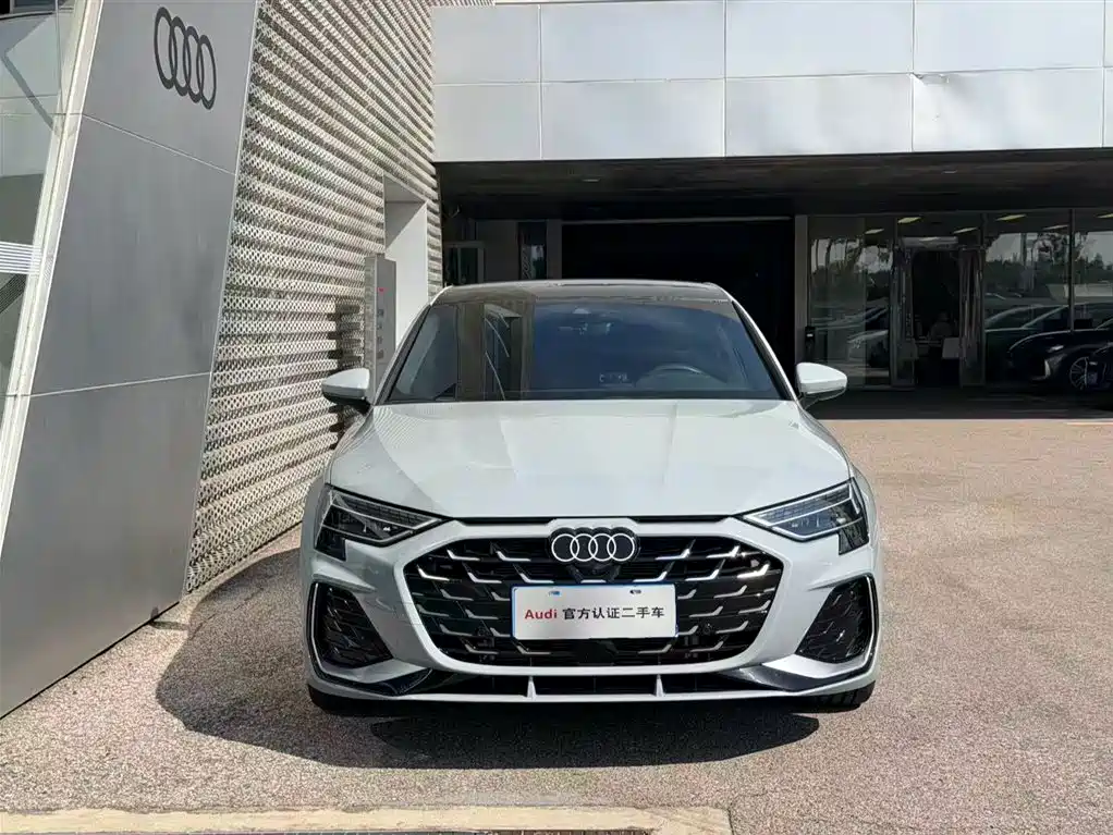 Audi A3 — фото 2