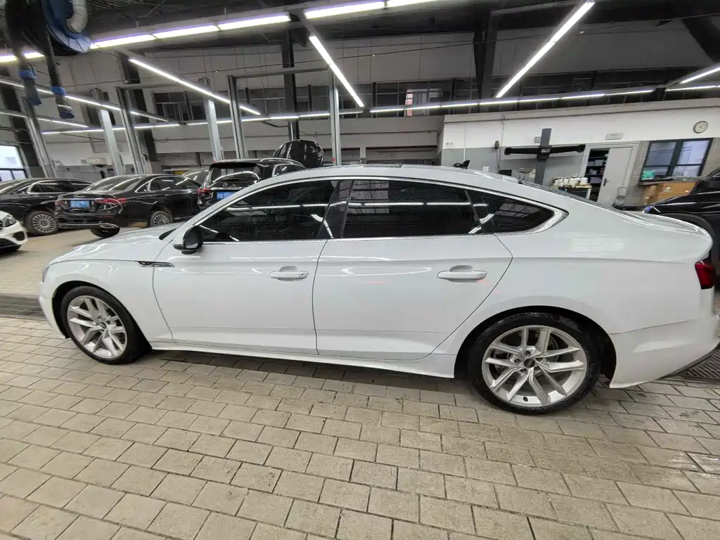 Audi A5 (Import) — фото 3