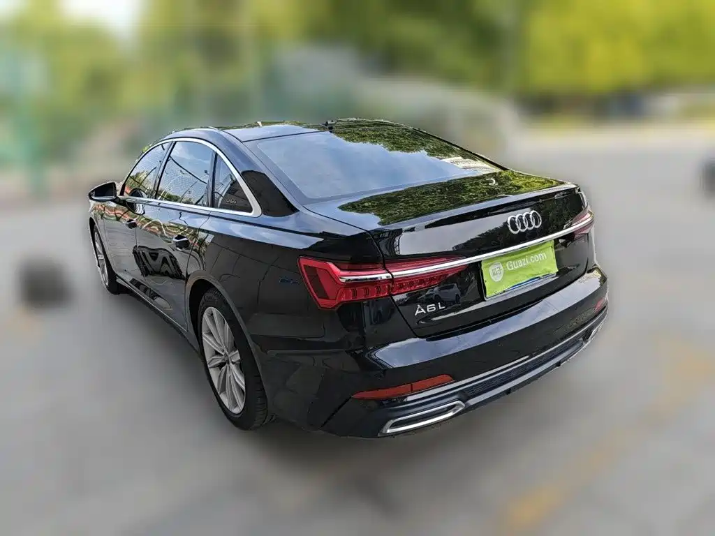 Audi A6L — фото 21