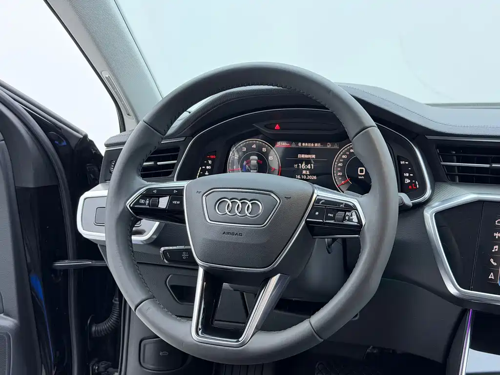 Audi A6L — фото 13