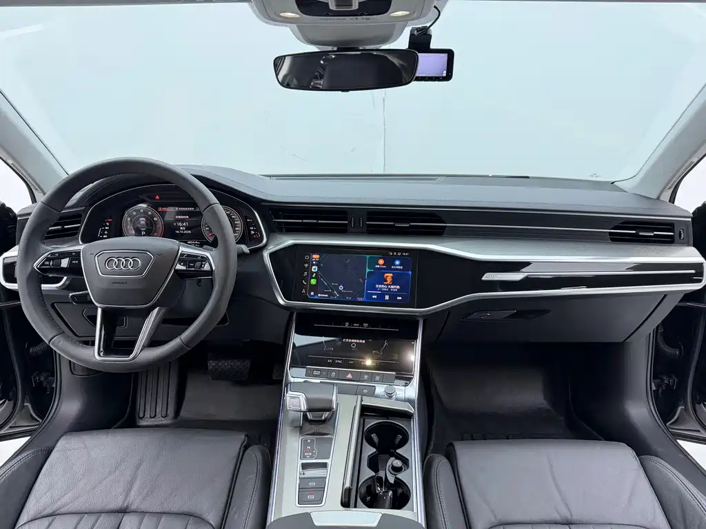 Audi A6L — фото 14