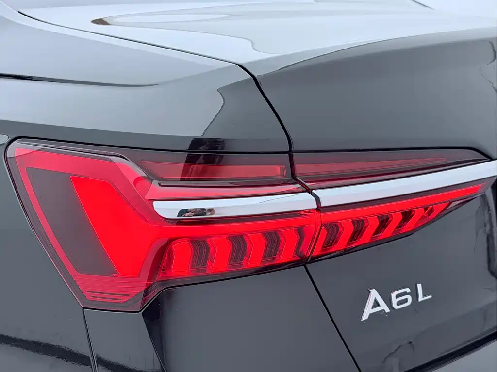 Audi A6L — фото 25