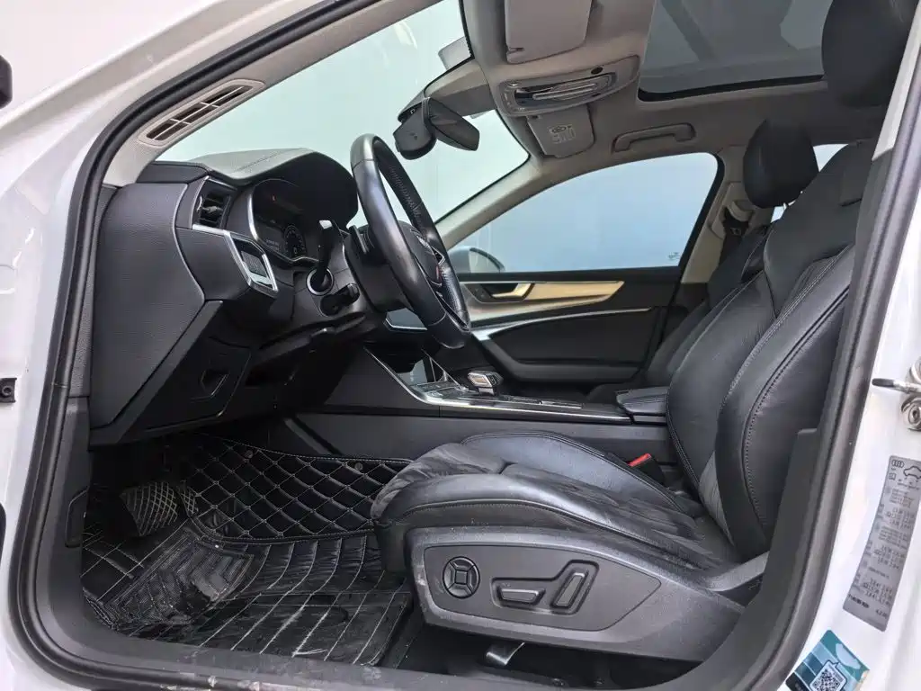 Audi A6 (Import) — фото 6