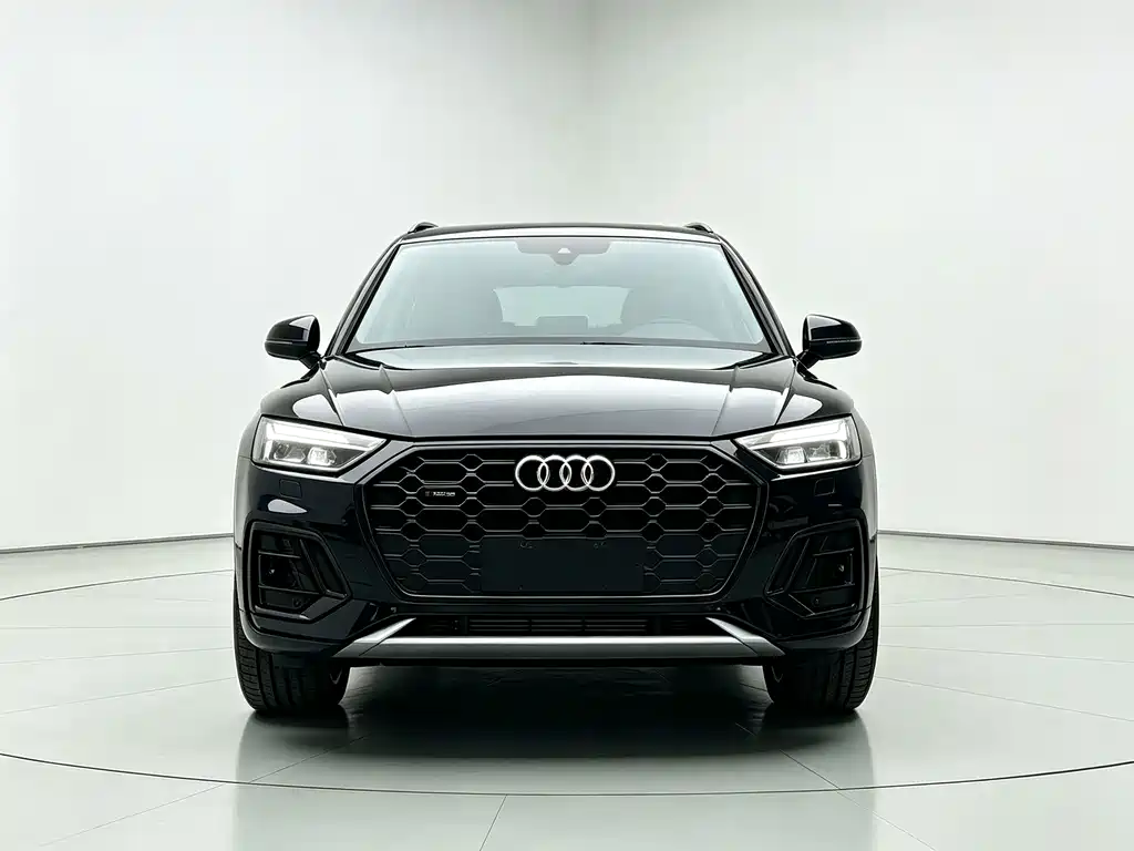 Audi Q5L — фото 2