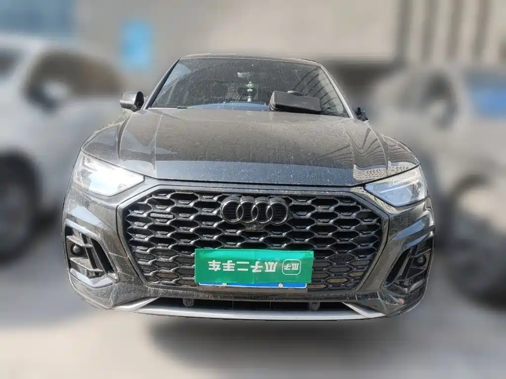 Audi Q5L Sportback — фото 2