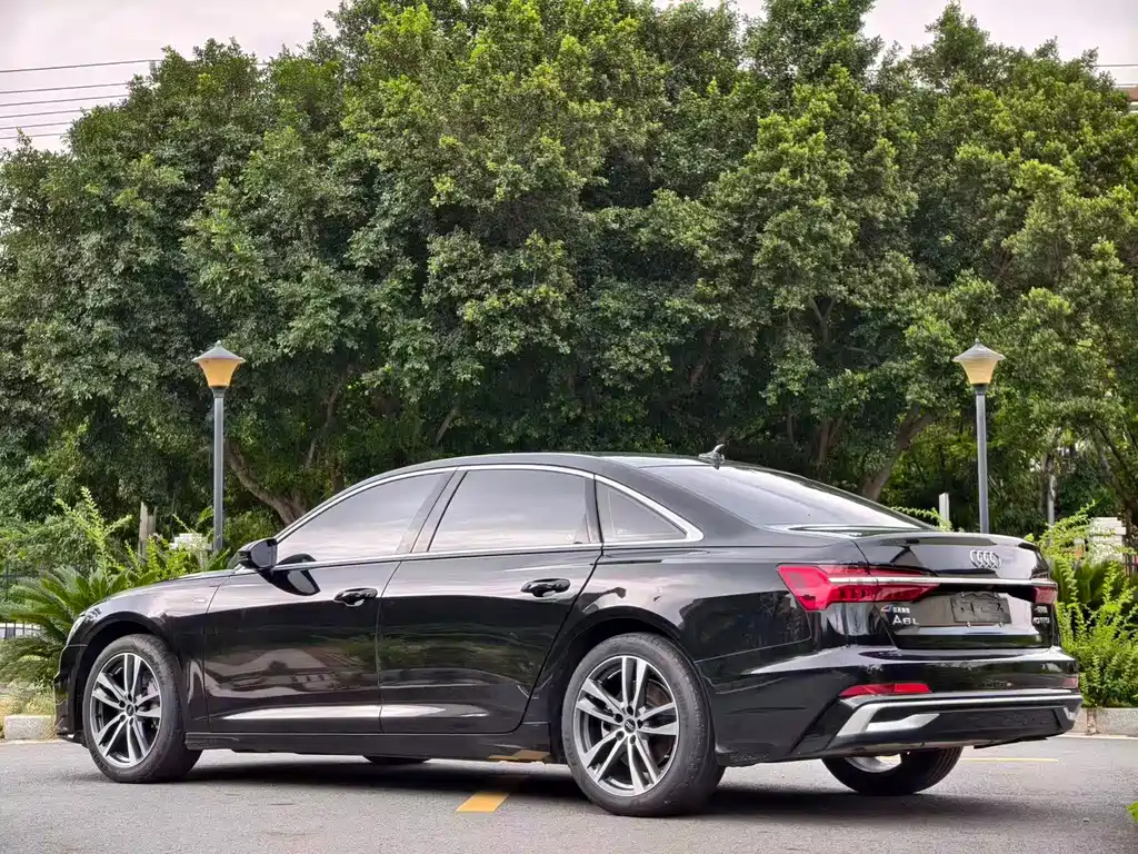 Audi A6L — фото 3