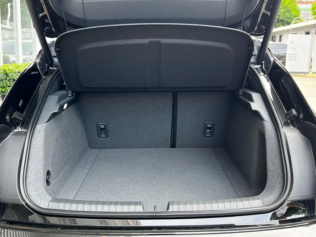 Audi E5 Sportback — фото 29