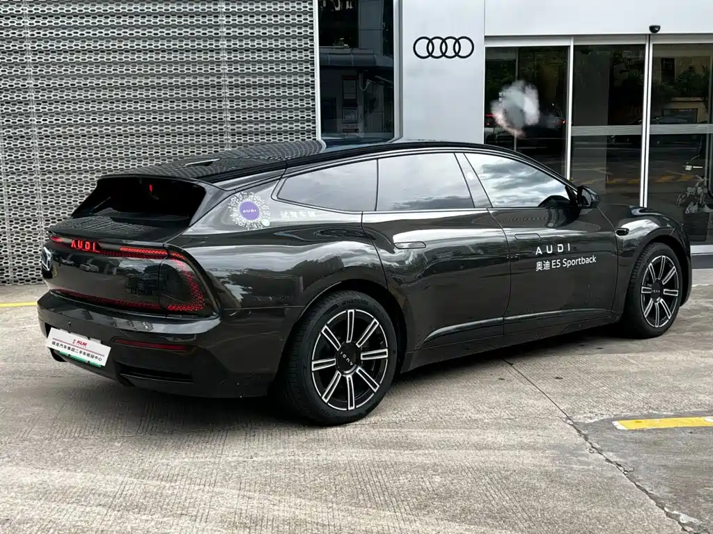 Audi E5 Sportback — фото 4