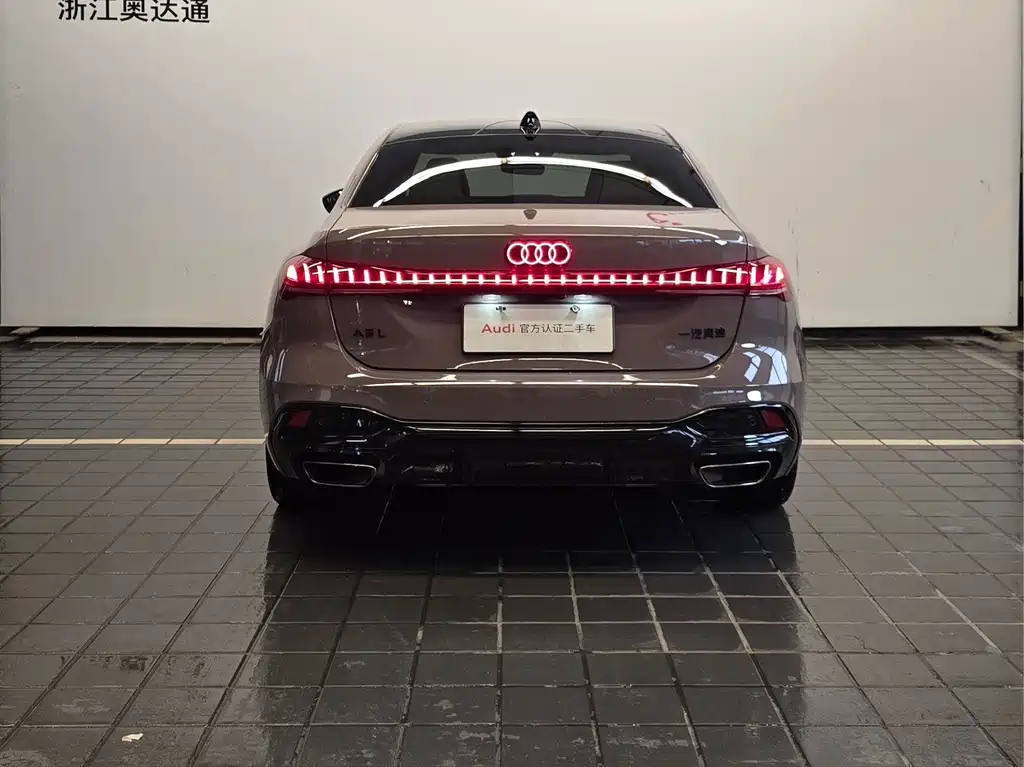 Audi A5L — фото 5