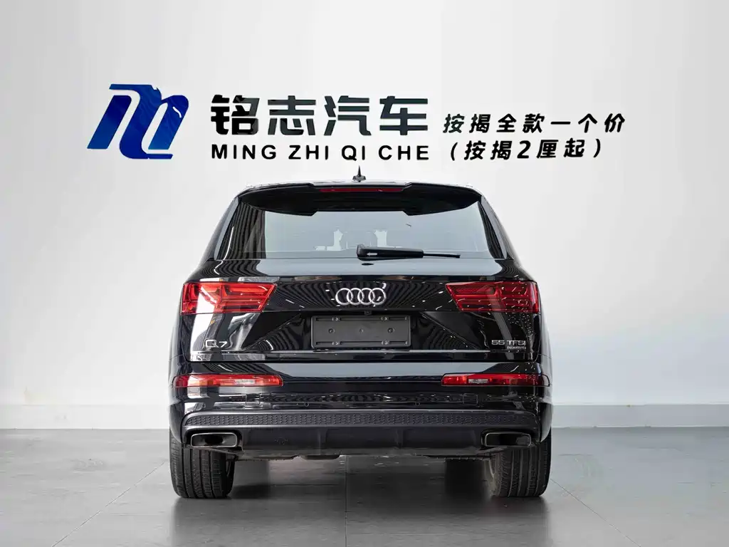 Audi Q7 — фото 7