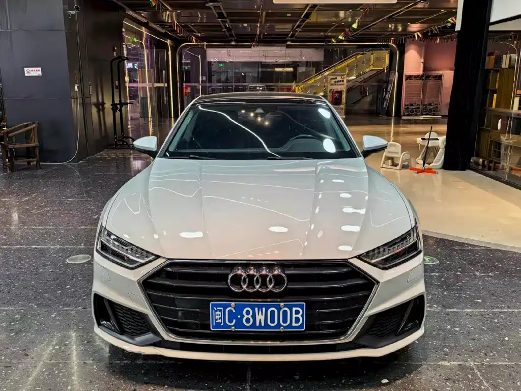 Audi A7 — фото 2
