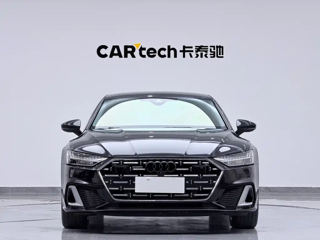 Audi A7L — фото 2