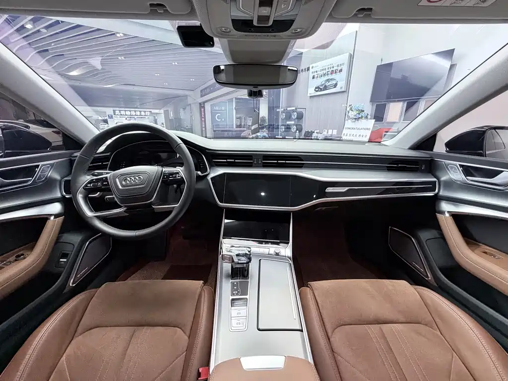 Audi A7L — фото 4