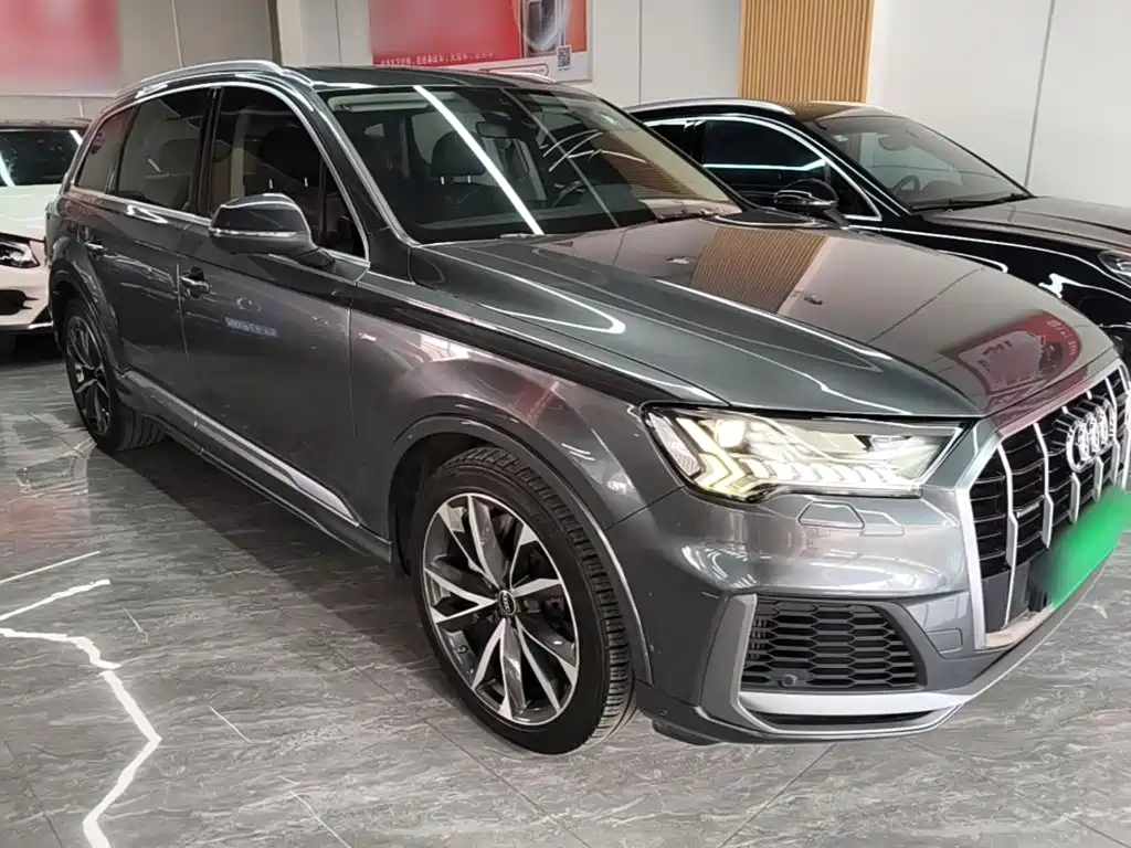 Audi Q7 — фото 3