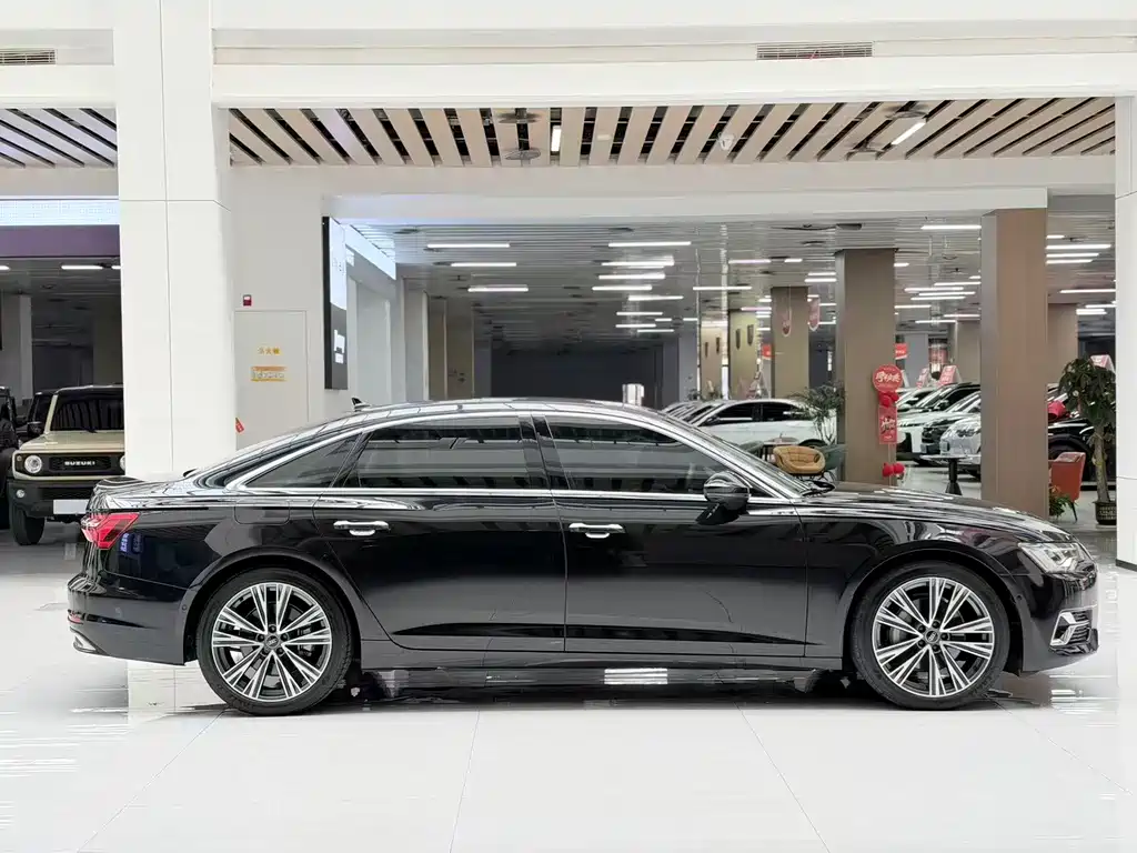 Audi A6L — фото 4