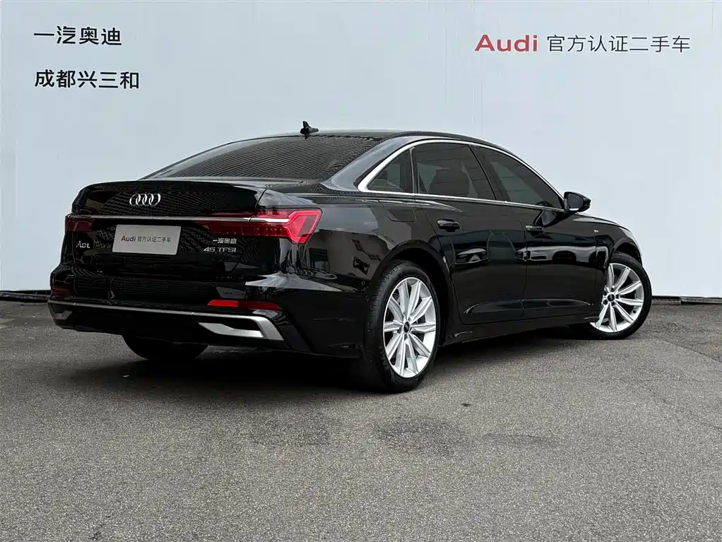 Audi A6L — фото 4
