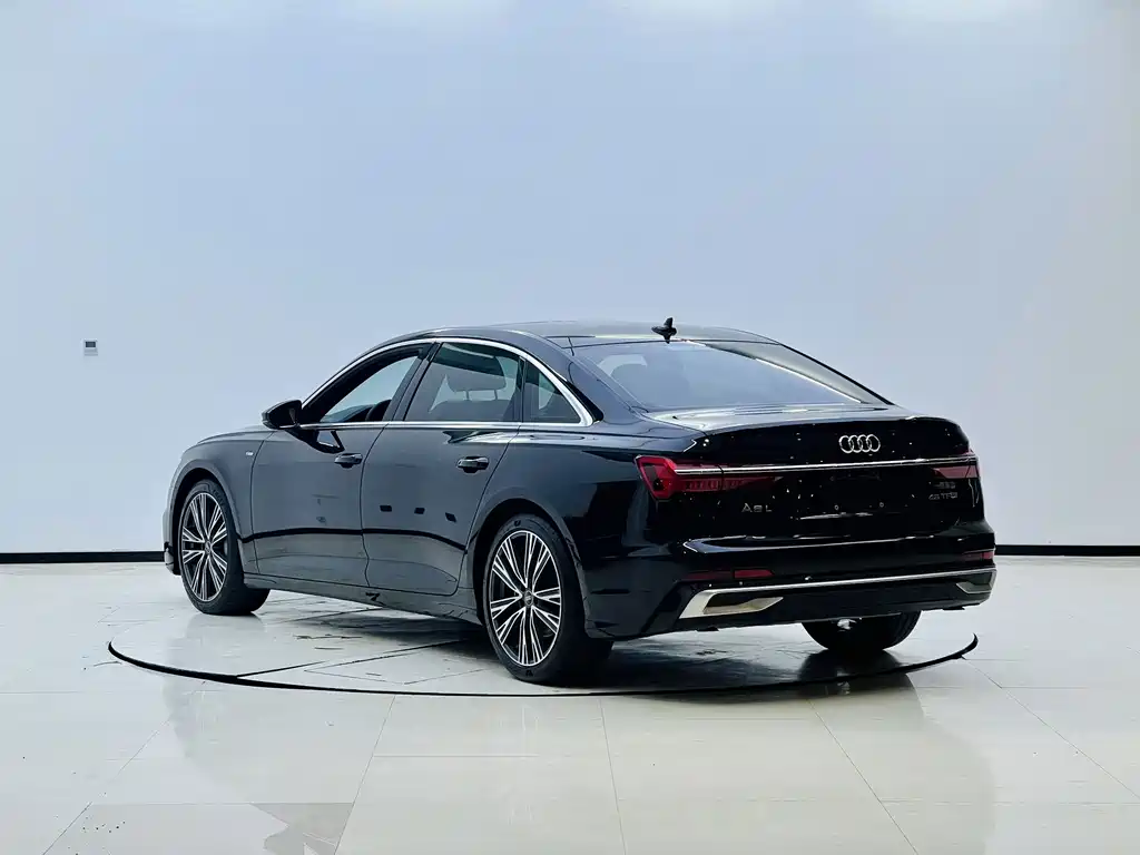 Audi A6L — фото 3