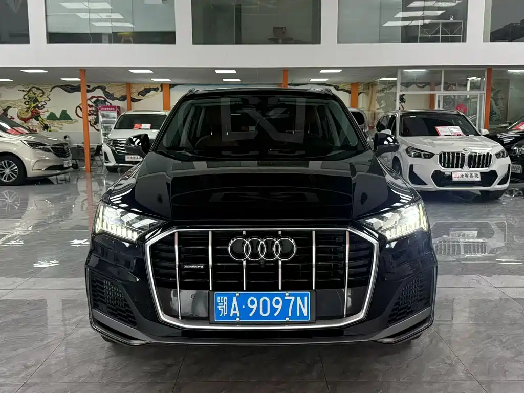 Audi Q7 — фото 2
