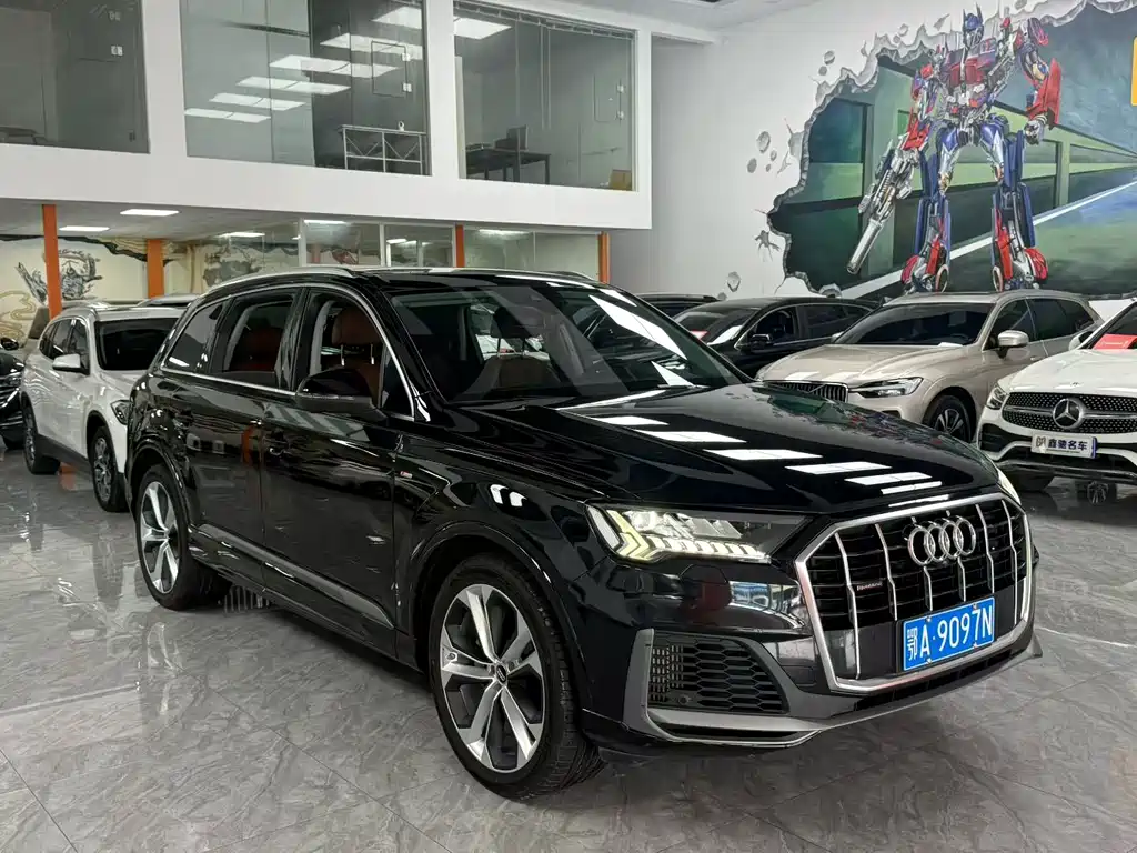 Audi Q7 — фото 3