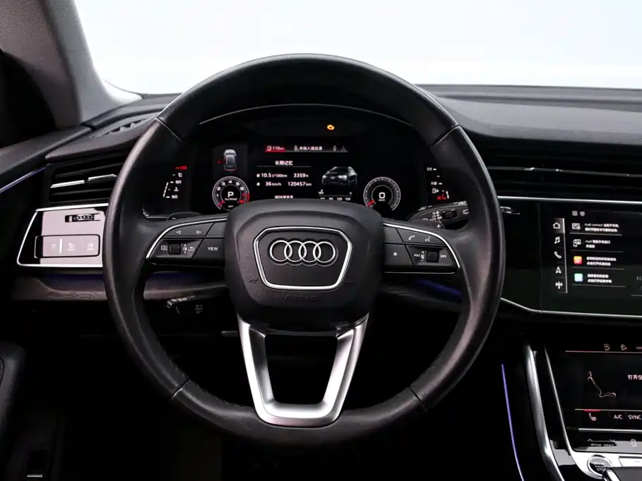 Audi Q8 — фото 7